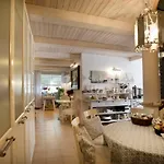 Fisher House *